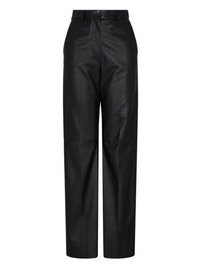 032c Women's Trousers In Black