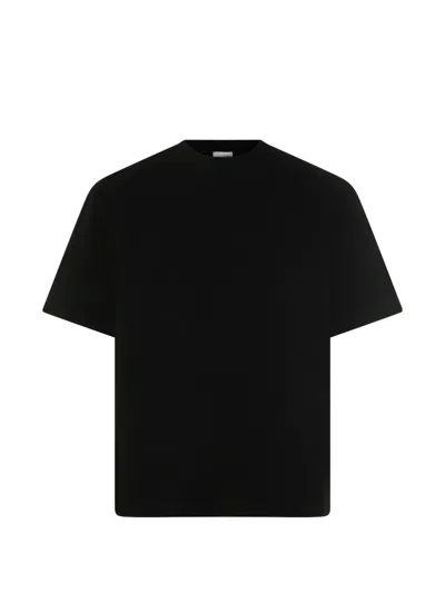 04651 / A Trip In A Bag Short-sleeve T-shirt In Black
