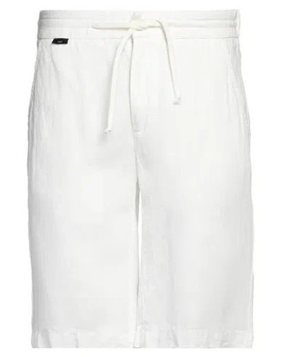 04651/a Trip In A Bag Man Shorts & Bermuda Shorts White Size L Linen