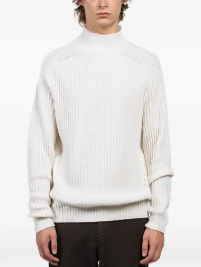 04651/trip In A Bag Ribbed Mock-neck Sweater In White