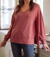 1 The Woman Side Slits V-neck Loose Fit Tunic Top In Racing Red