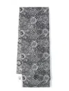 10 Corso Como Graphic-print Padded Scarf In Schwarz