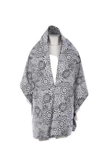 10 Corso Como Scarfs In White + Black