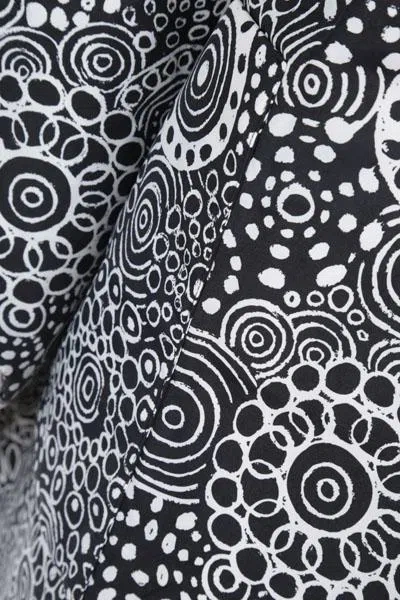 10 Corso Como Scarfs In Black