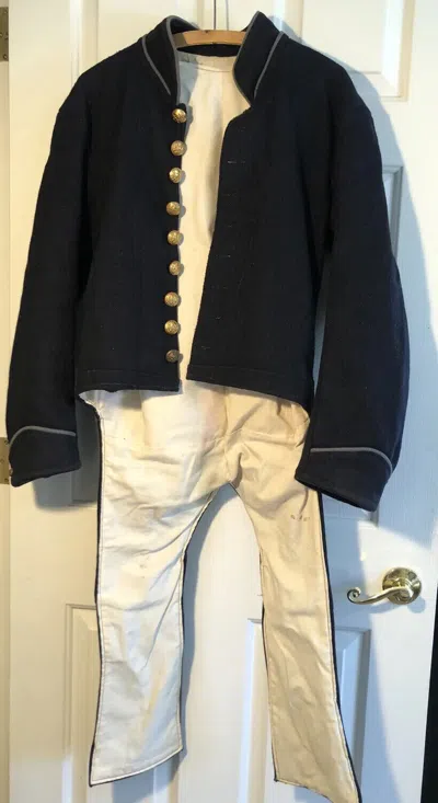 Pre-owned 100% Mens Dark Blue Wool Military Coat W/tails - Brass Eagle Buttons Vintage Coat