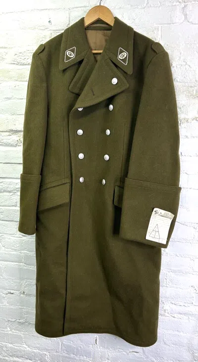 Pre-owned 100% Mens Mens Vintage Hungarian Military Cold Weather Coat In Green