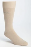 Calvin Klein 'giza' Socks In Limestone