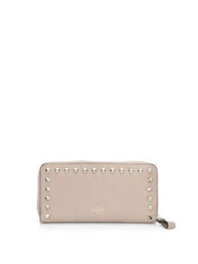 Gucci Rockstud Zip-around Continental Leather Wallet In Poudre