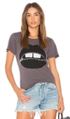 Lauren Moshi Croft Vintage Zipper Mouth Tee In Gray