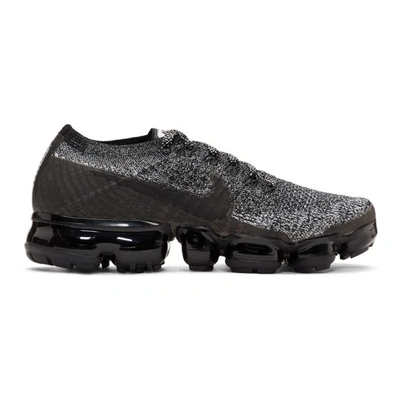 Nike Air Vapormax Flyknit Running Trainers In Black