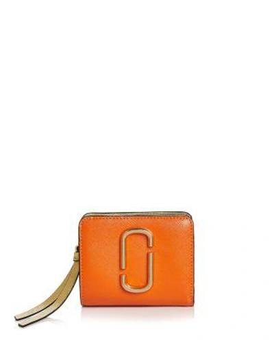Marc Jacobs Snapshot Mini Leather Wallet In New Orange Multi/gold