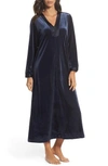 OSCAR DE LA RENTA SLEEPWEAR VELVET CAFTAN,6861453