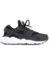 Nike 'air Huarache Run Se' Sneakers In Black