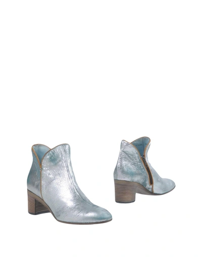 Alexander Hotto Ankle Boot In Sky Blue