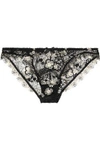 AGENT PROVOCATEUR WOMAN MAGDELENA EMBROIDERED CHANTILLY LACE BRIEFS BLACK,US 4772211932046190