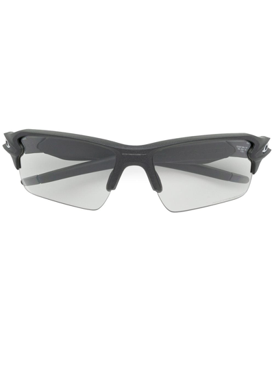 Oakley Flak 2.0变色太阳眼镜 In Black