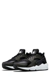 NIKE AIR HUARACHE RUN SNEAKER,634835