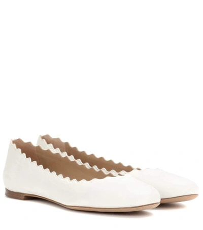 Chloé Lauren Scallop-edge Leather Flats In White