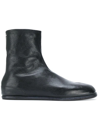 Maison Margiela Black Tabi Leather Ankle Boots In Green