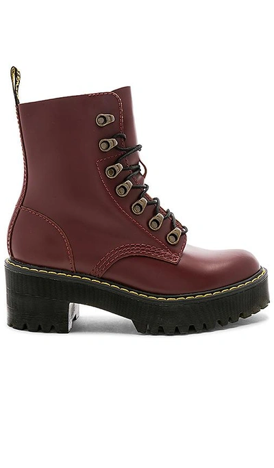 Dr. Martens' Leona 军靴 In Oxblood