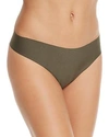 COMMANDO BUTTER MID-RISE THONG,CT16