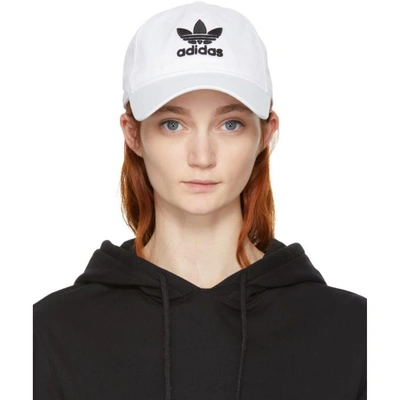 Adidas Originals 白色 And 黑色 Trefoil 棒球帽 In White/black