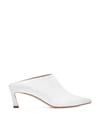 STUART WEITZMAN THE MIRA MULE