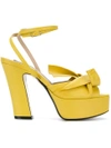 N°21 Nº21 ABSTRACT BOW PLATFORM SANDALS - YELLOW,881912623008