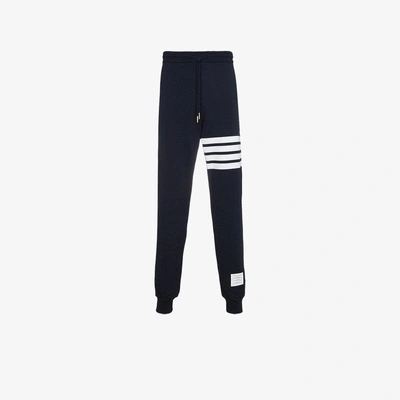 THOM BROWNE JOGGINGHOSE MIT GESTREIFTEM BEIN,MJQ008H0053512477633