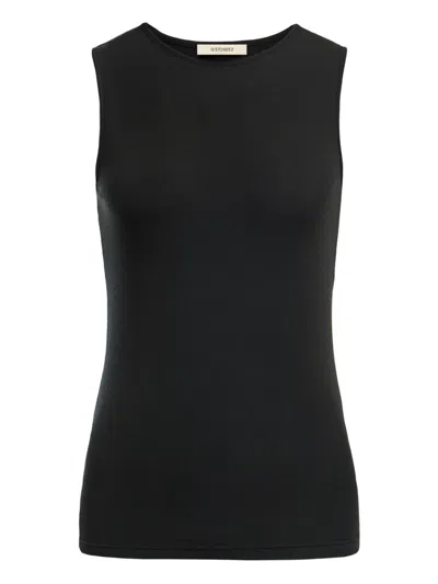 12 Storeez Sleeveless Tank Top