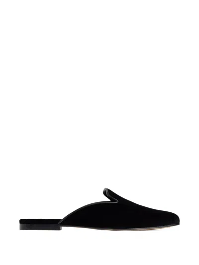 12 Storeez Velvet Mules In Black