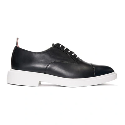 Thom Browne Contrast Sole Oxford Shoes In 415 Navy
