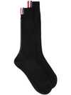 THOM BROWNE THOM BROWNE RIBBED MID CALF SOCK WITH RED, WHITE AND BLUE VERTICAL STRIPE IN FINE MERINO WOOL - BLAC,MAS027A0001412525047