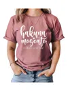 123 Amore Hakuna Moscato Graphic Tee In Pink In Pink