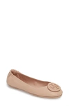 Tory Burch Minnie Quilted Leather Medallion Flats In Marrone