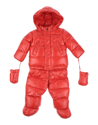 Add Snow Wear In Red