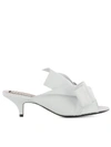 N°21 WHITE LEATHER SANDALS,10511487