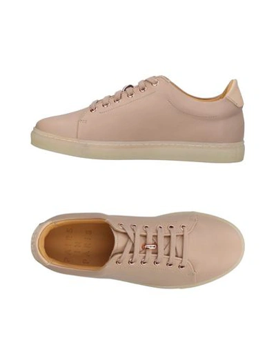 Pairs In Paris Trainers In Pale Pink