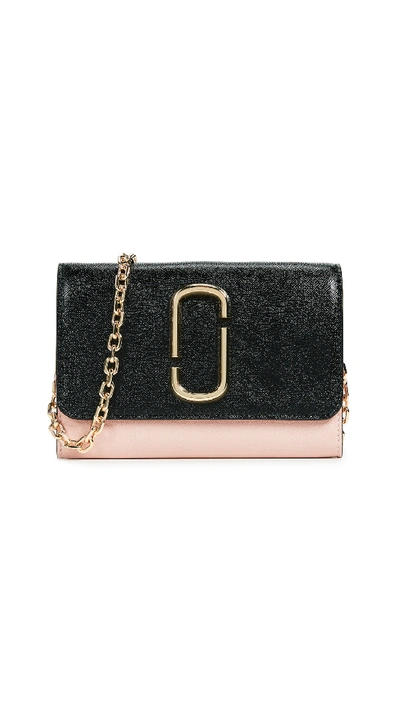 Marc Jacobs Snapshot Wallet On Chain In Black/rose