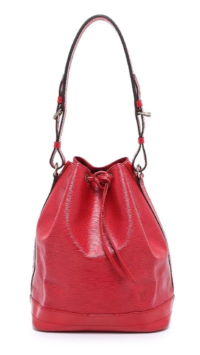 Pre-owned Louis Vuitton Large Epi Noe Bag In Red