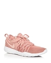 NIKE WOMEN'S FREE TR 7 LACE UP SNEAKERS,904651