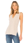 525 AMERICA V-NECK SLEEVELESS PULLOVER