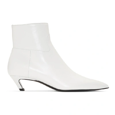 Balenciaga 白色斜跟靴子 In White