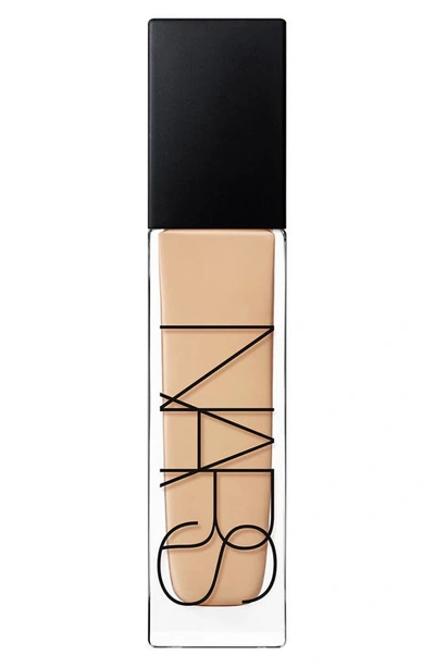 Nars Natural Radiant Longwear Foundation Santa Fe - Medium 2 1 oz/ 30 ml In Santa Fe M2 (medium With Neutral Peach Undertones)