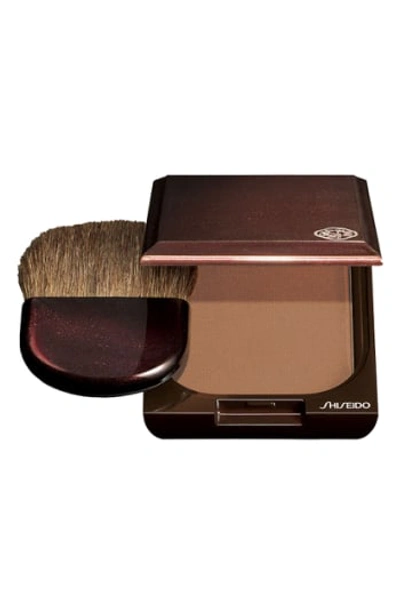 Shiseido Oil-free Bronzer - 03 Dark In Brown