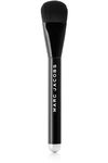 MARC JACOBS BEAUTY THE SEAMLESS LIQUID FOUNDATION BRUSH - COLORLESS