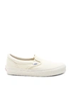 Vans Vault Og Classic Slip On Lx Sneakers In White