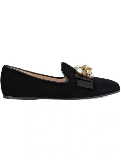 Gucci Etoile Faux-pearl Embellished Velvet Loafers In Black