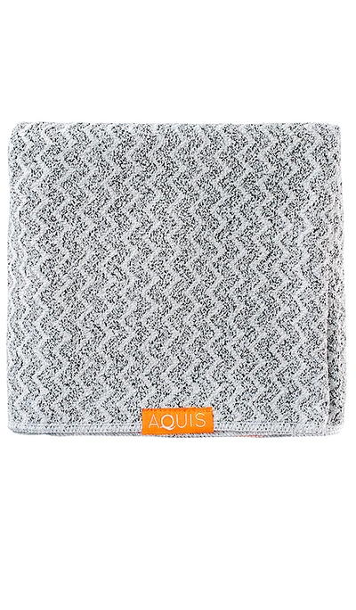 Aquis Lisse Luxe Hair Towel In Chevron