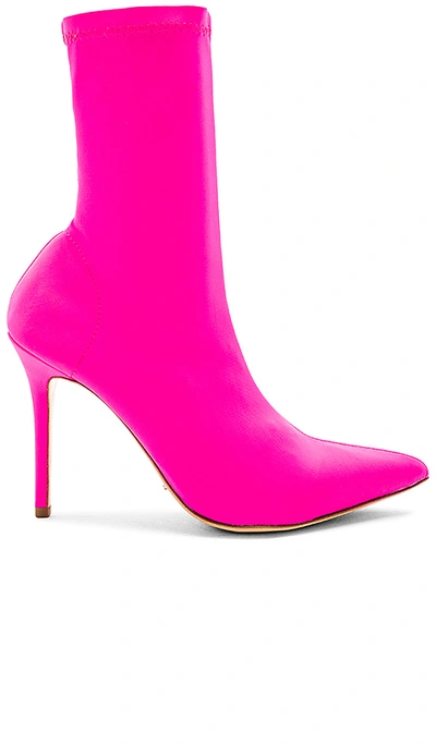 Tony Bianco Davis 短靴 In Pink